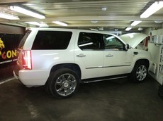 Тонировка стёкол автомобиля Cadillac Escalade 2011