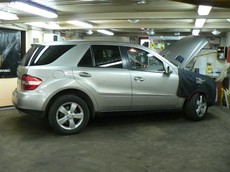 Установка противоугонного комплекса Mercedes Benz ML 2006
