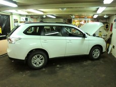 Установка сигнализации Mitsubishi Outlander 3 2012
