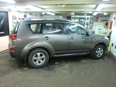 Установка сигнализации Peugeot 4007 2012